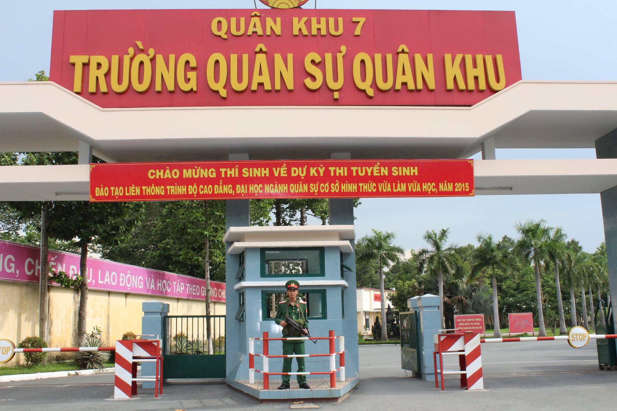 Vật Liệu Chịu Nước Tai Trường Quân Sự TPHCM quân khu 7 bình thạnh cổng