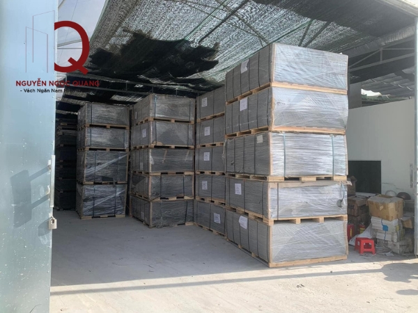 lưu trữ vách ngăn vệ sinh compact