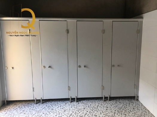 cung cấp vách ngăn vệ sinh tại miền tây