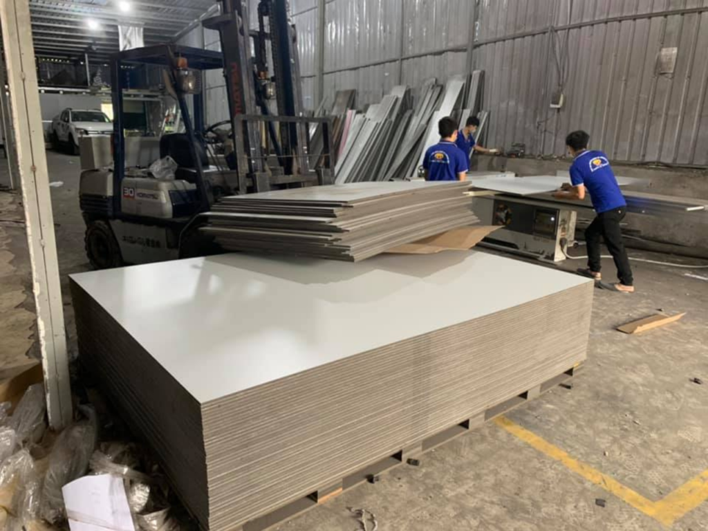 vách ngăn compact 12mm đà nẵng