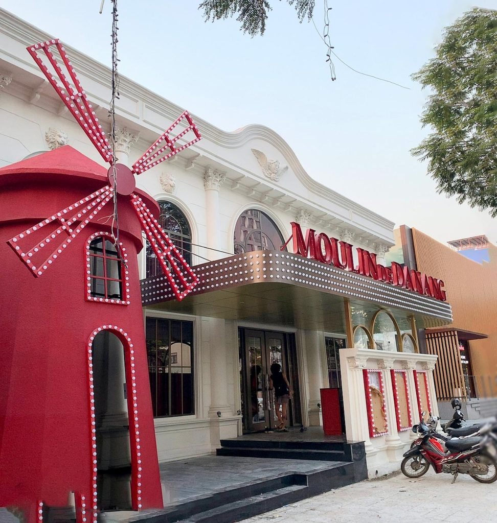 Nhà hàng cối xay gió – Moulin de Đà Nẵng